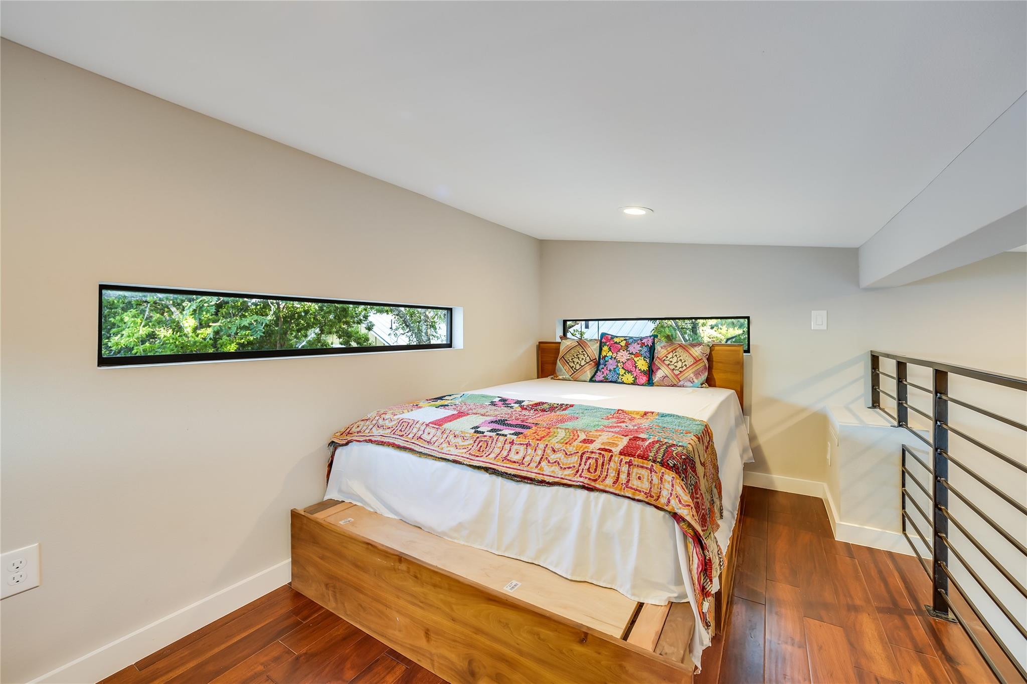 2004 E 16th St # B, Austin, TX 78702