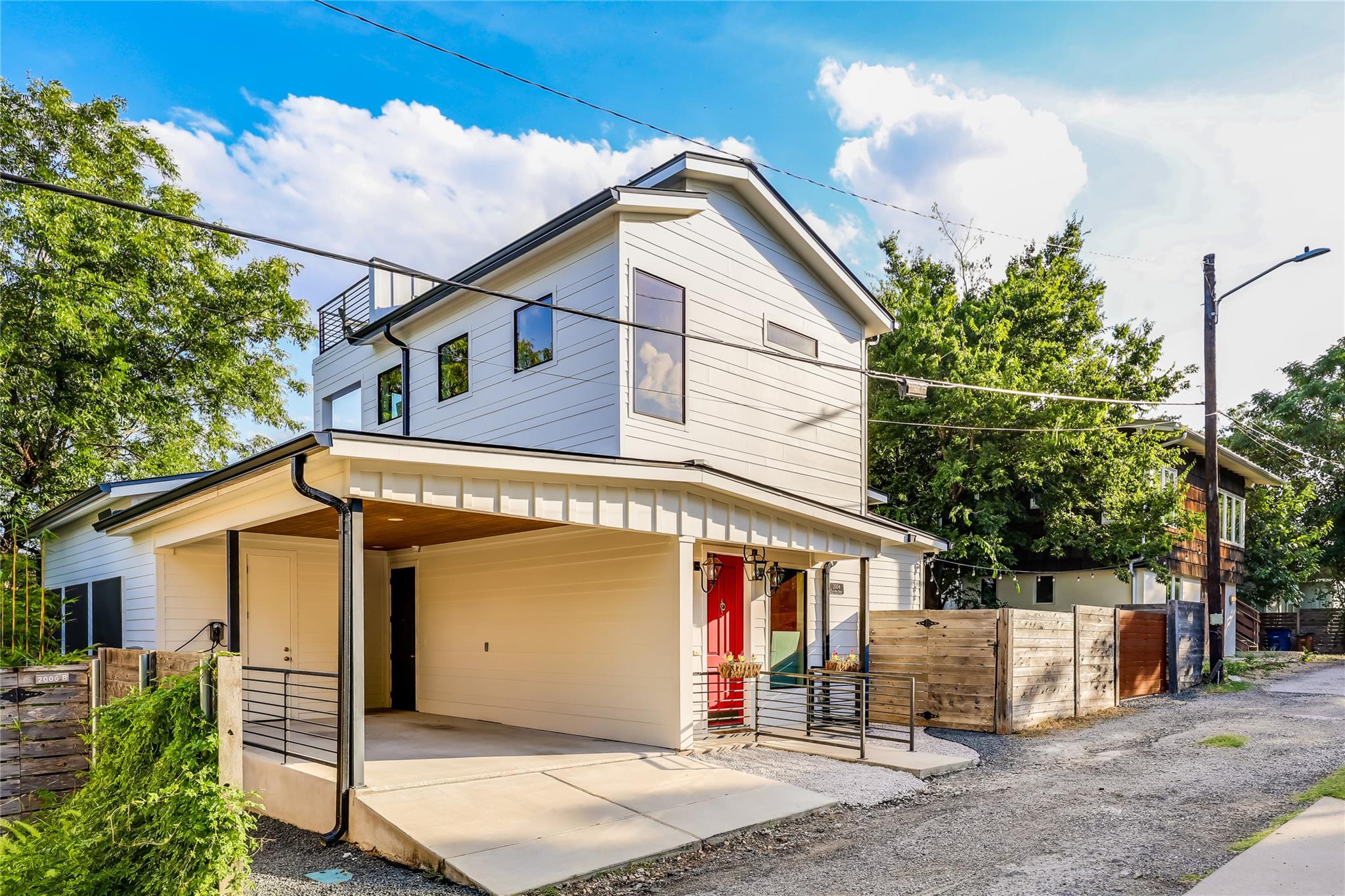 2004 E 16th St # B, Austin, TX 78702