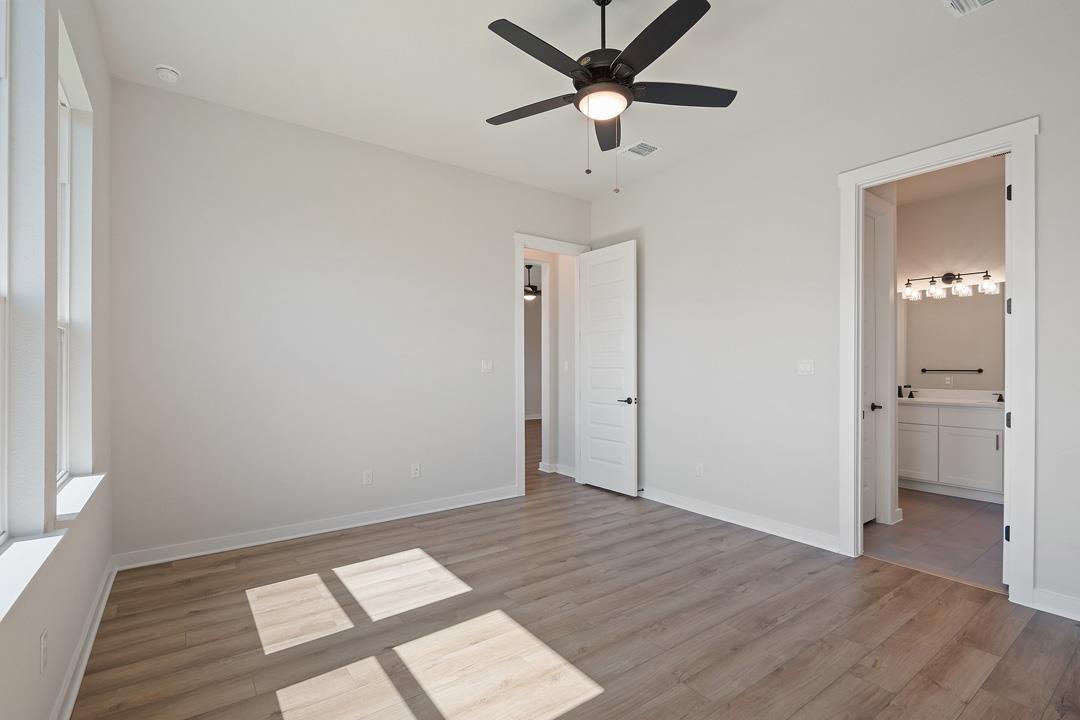 328 Lariat Loop, Liberty Hill, TX 78642