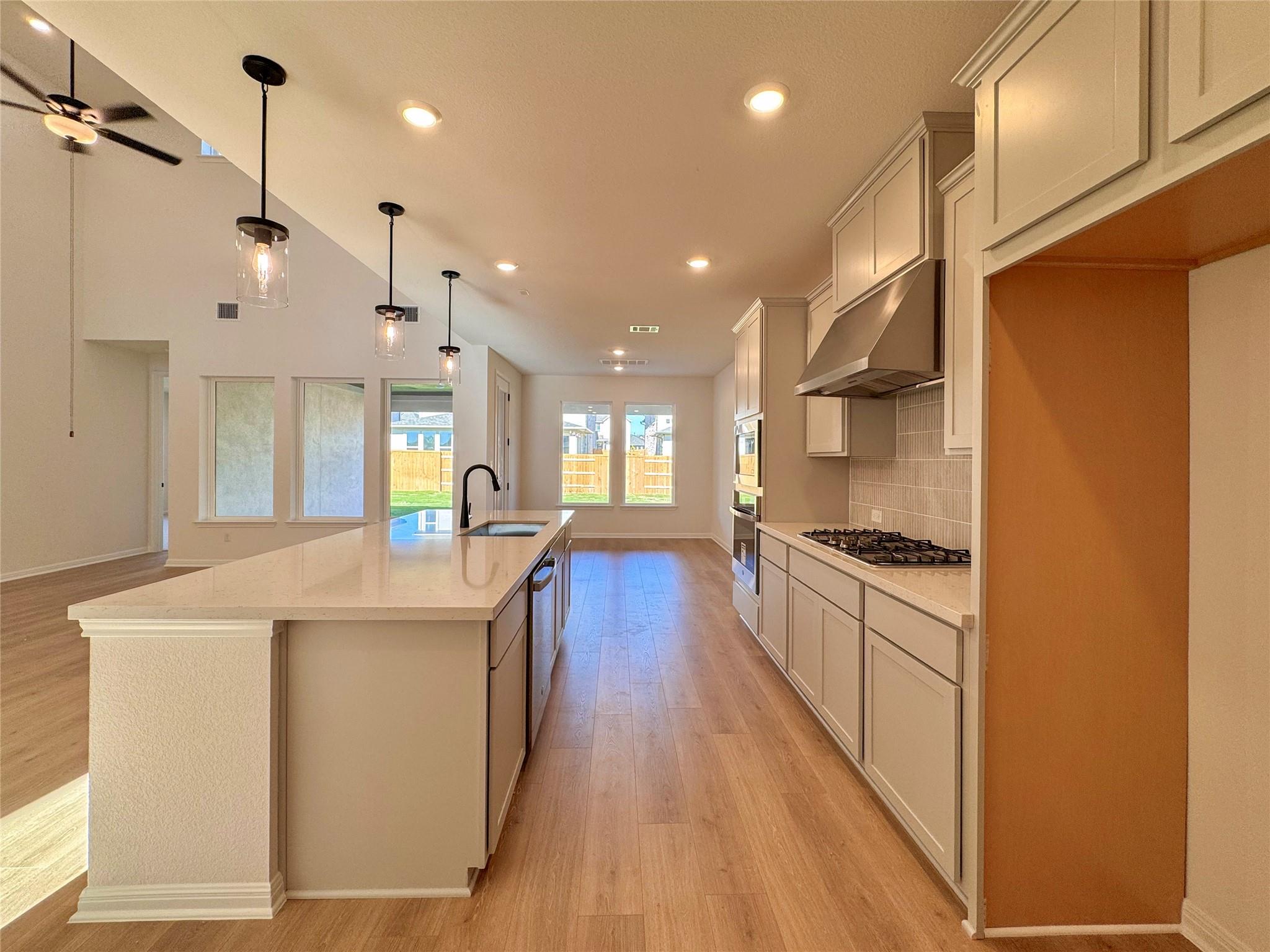 819 Jackson River Loop, Kyle, TX 78640