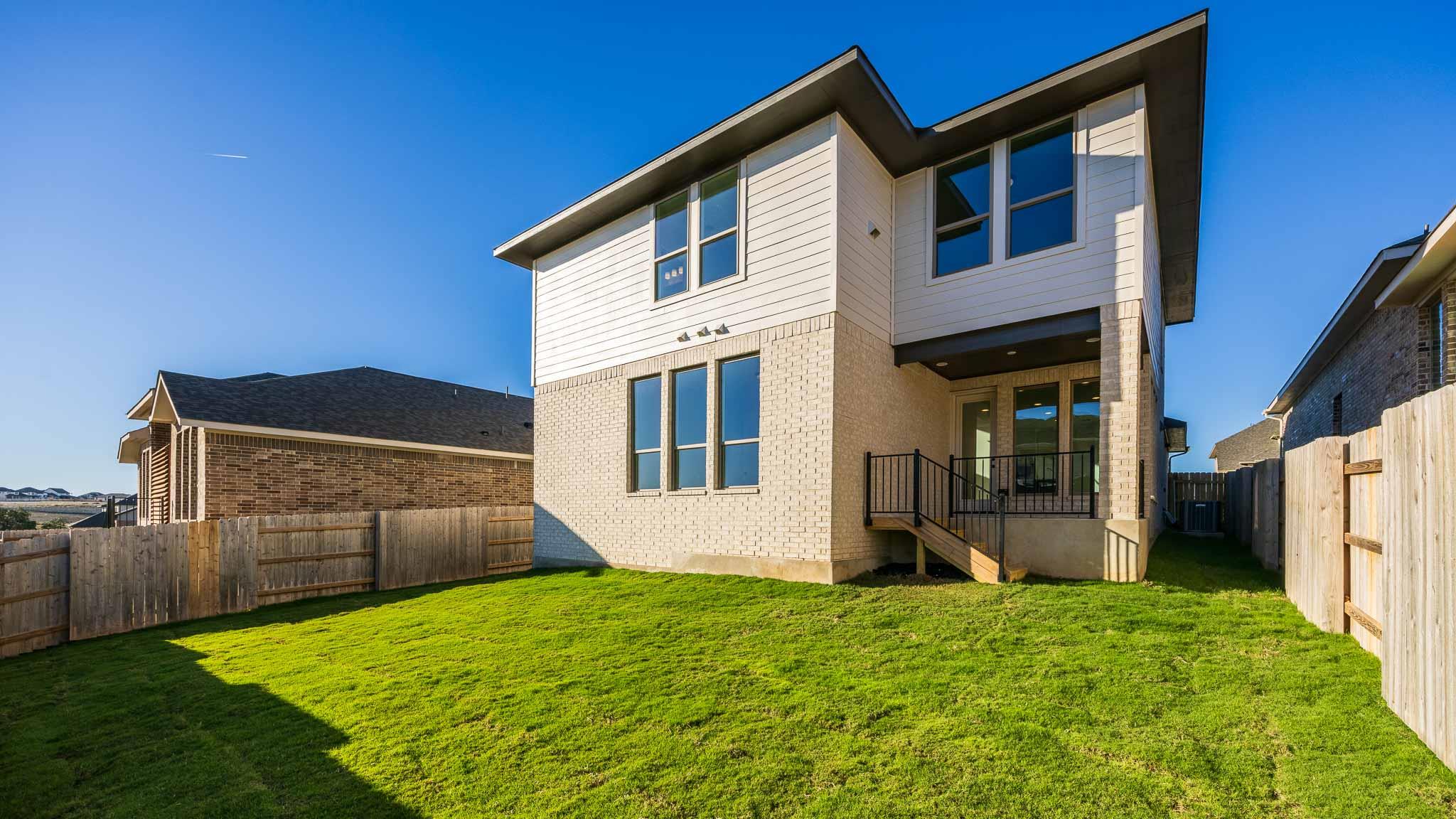 1021 Lariat Loop, Liberty Hill, TX 78642