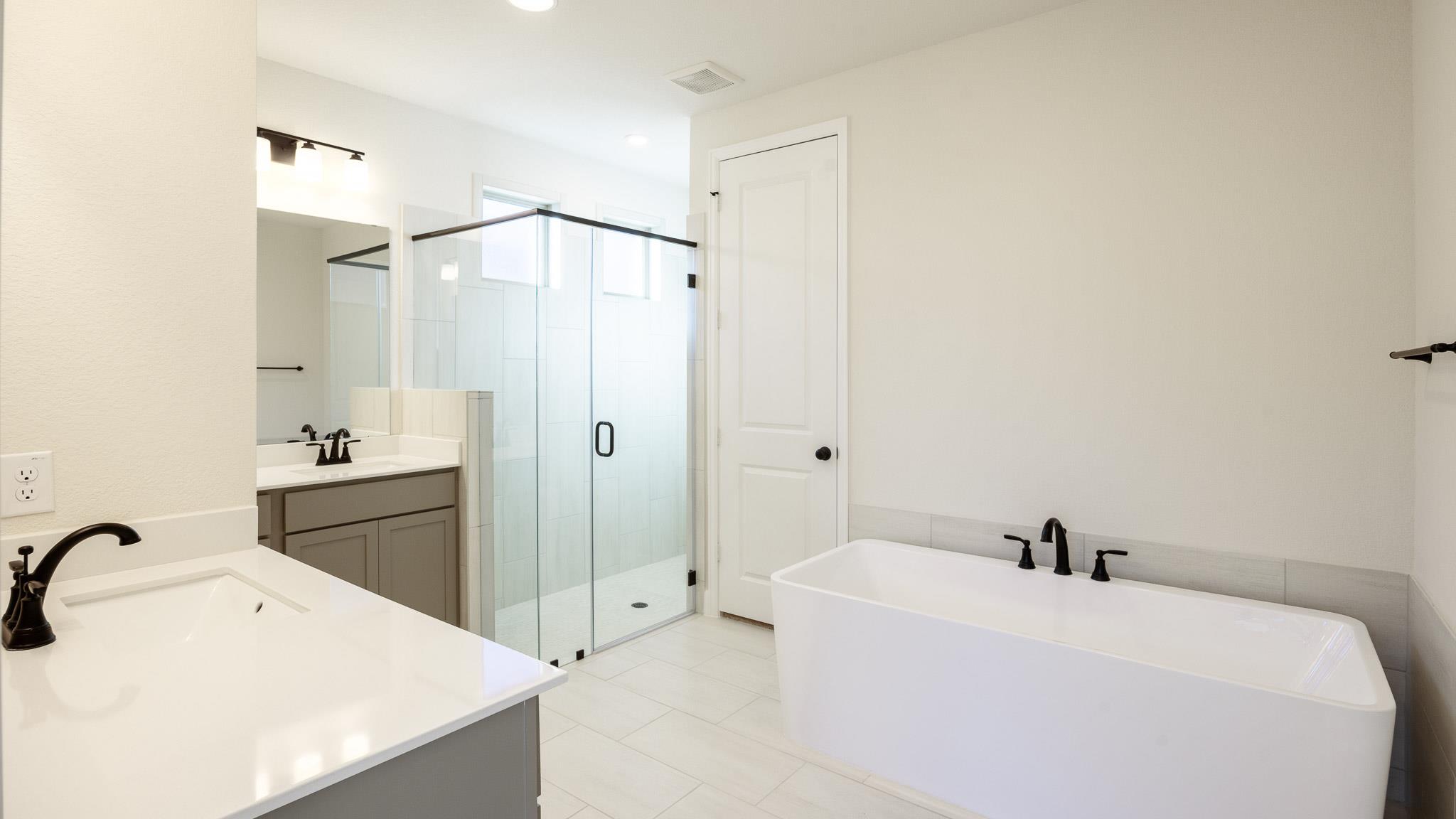 1021 Lariat Loop, Liberty Hill, TX 78642