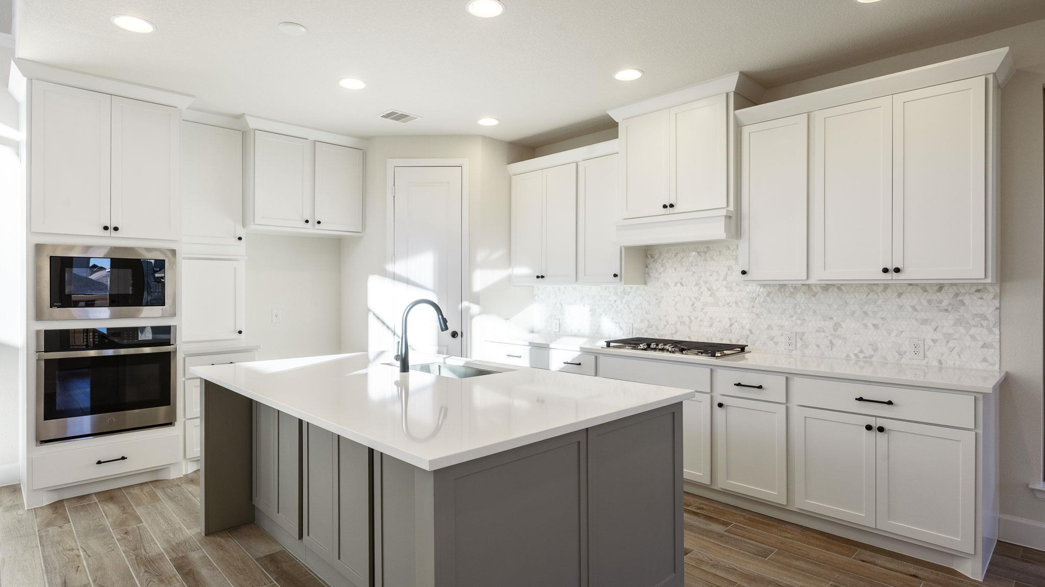 1021 Lariat Loop, Liberty Hill, TX 78642