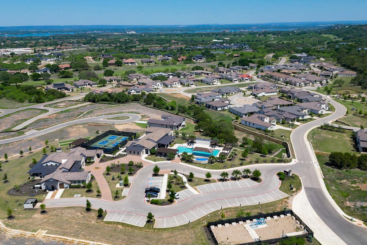 105 Amiata Dr, Horseshoe Bay, TX 78657