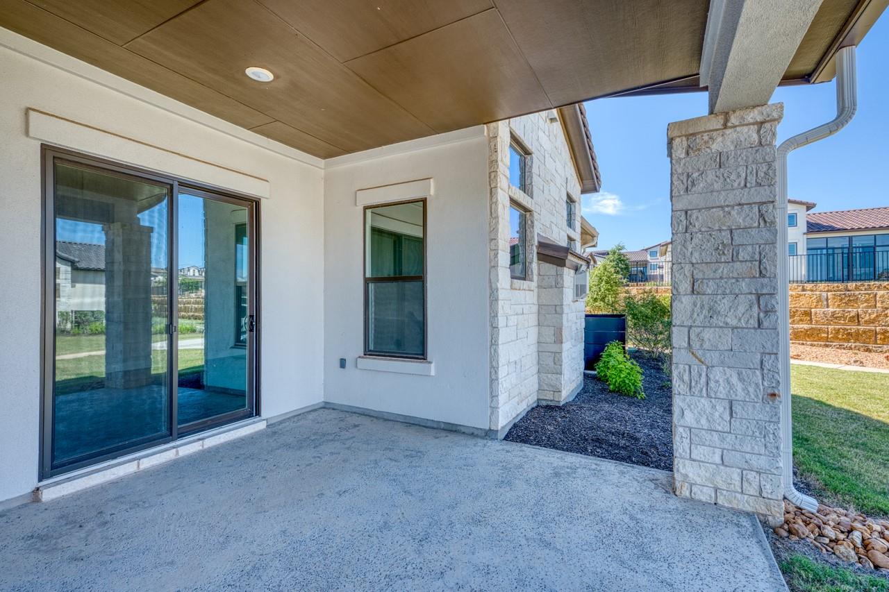 105 Amiata Dr, Horseshoe Bay, TX 78657