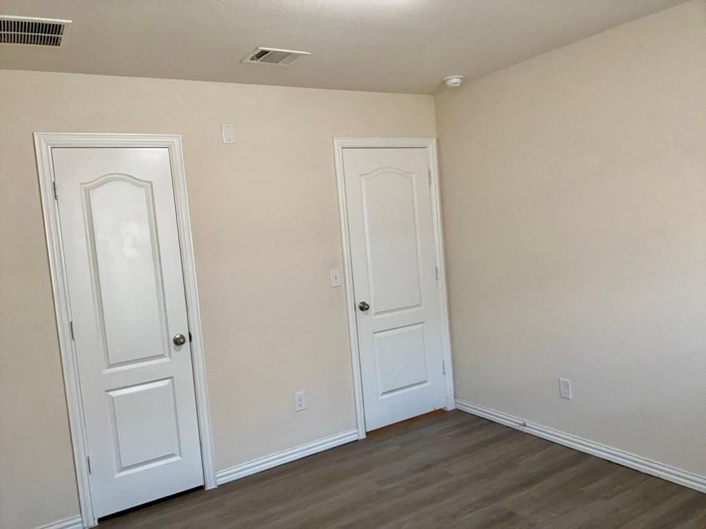 8072 Bassano Dr, Round Rock, TX 78665