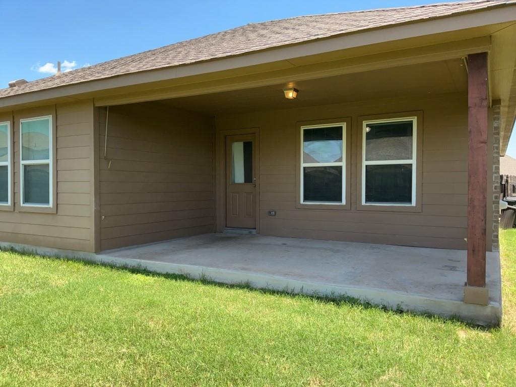 8072 Bassano Dr, Round Rock, TX 78665