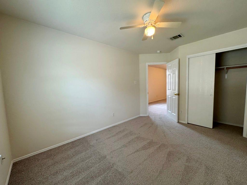 600 Golden Gate Dr, Leander, TX 78641