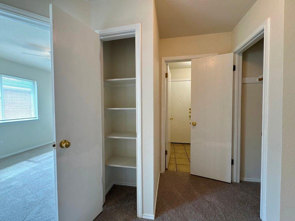 600 Golden Gate Dr, Leander, TX 78641