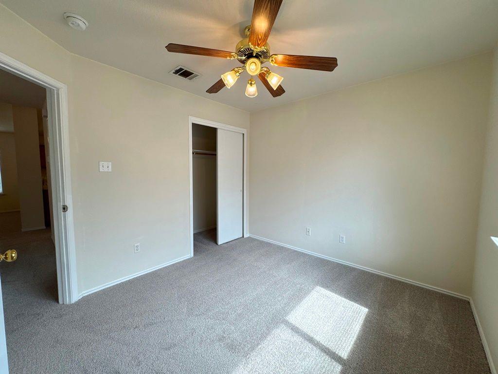 600 Golden Gate Dr, Leander, TX 78641