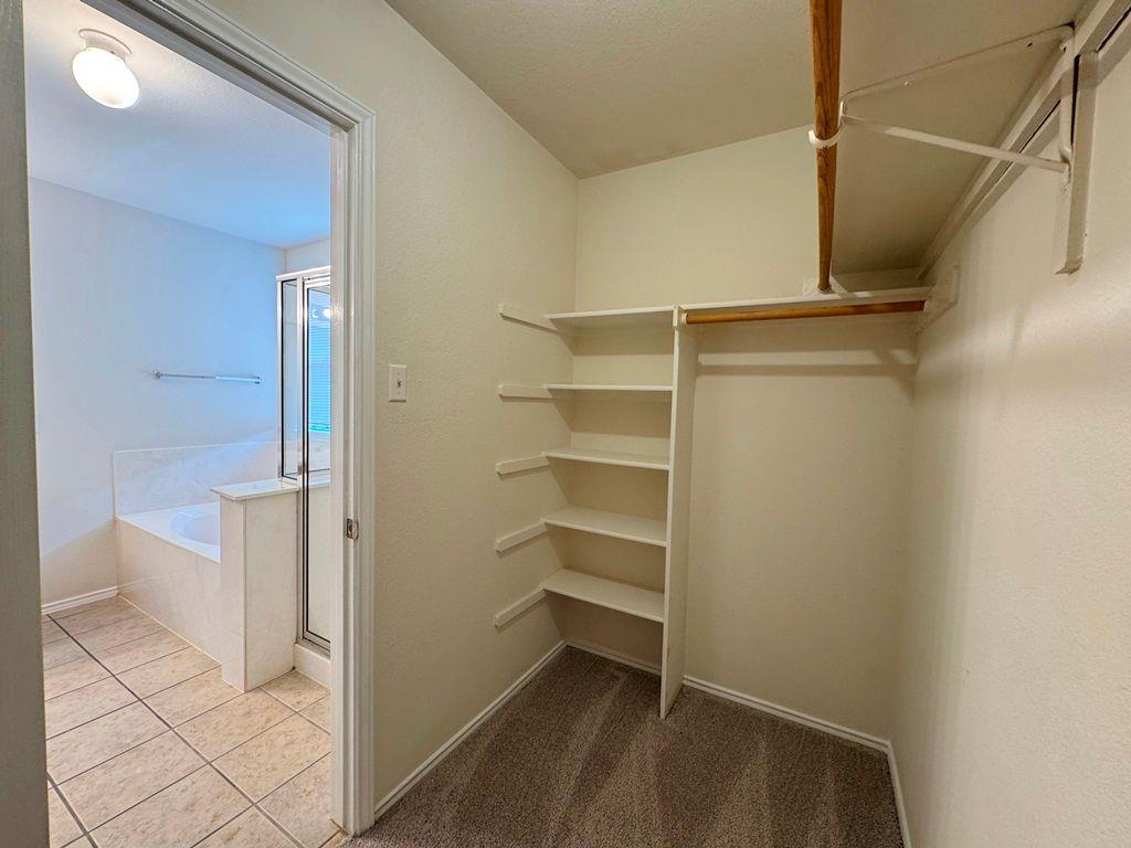 600 Golden Gate Dr, Leander, TX 78641