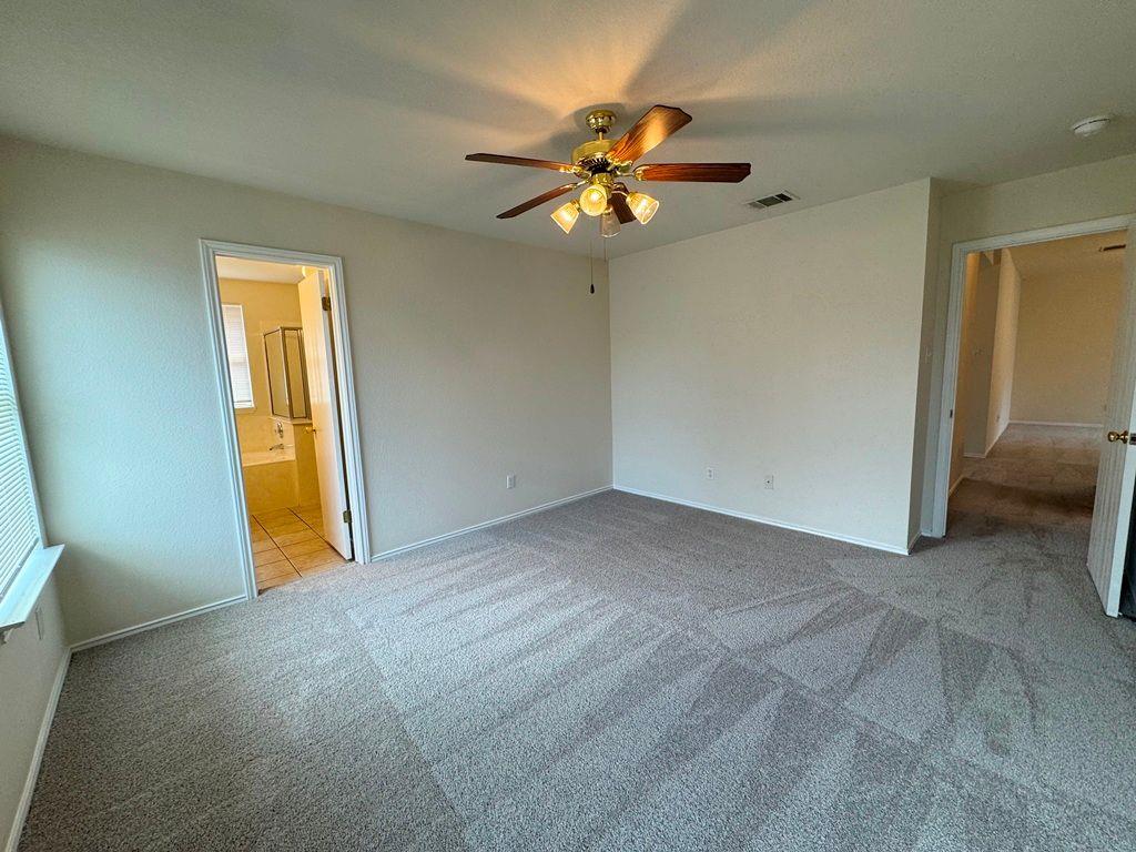 600 Golden Gate Dr, Leander, TX 78641