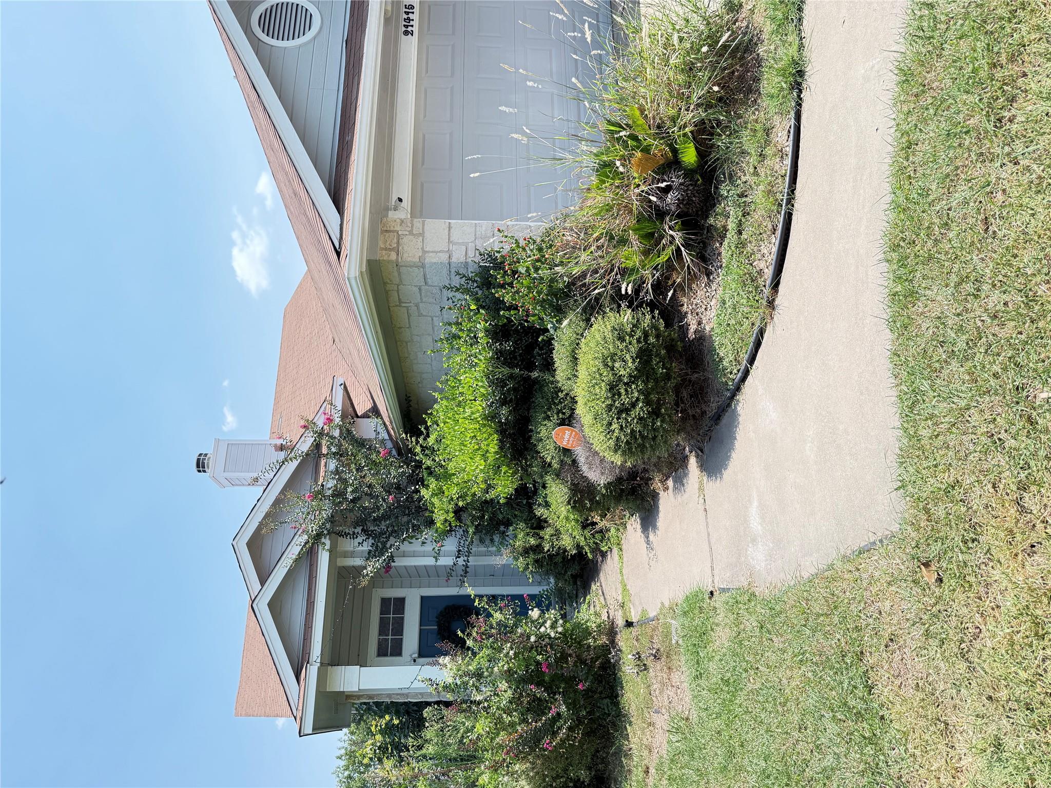 21415 E Derby Day Ave, Pflugerville, TX 78660