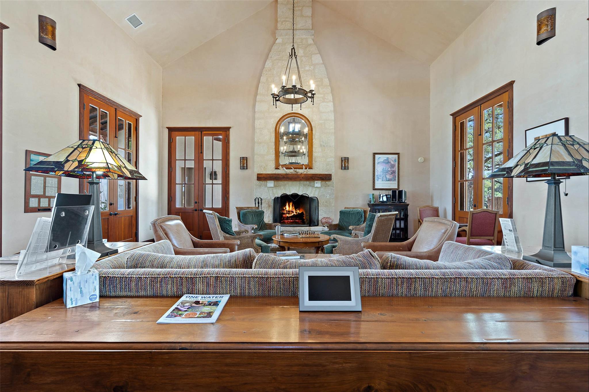 1198 N Walnut Springs Rd, Johnson City, TX 78636