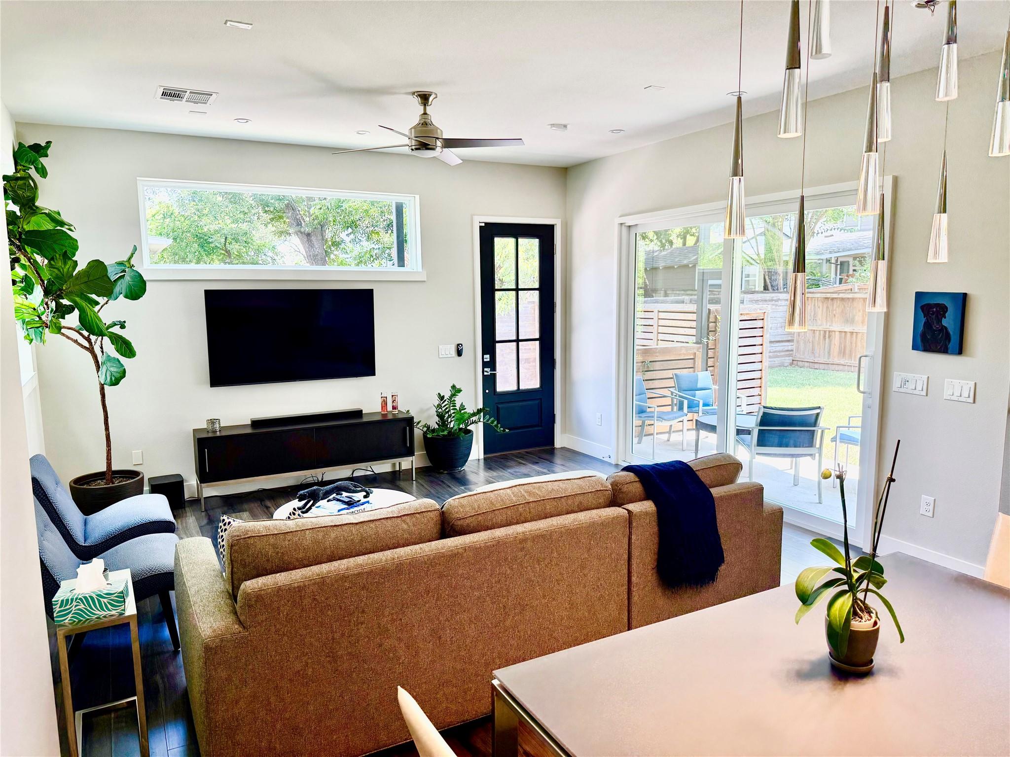 1303 Harriet Ct # B, Austin, TX 78756