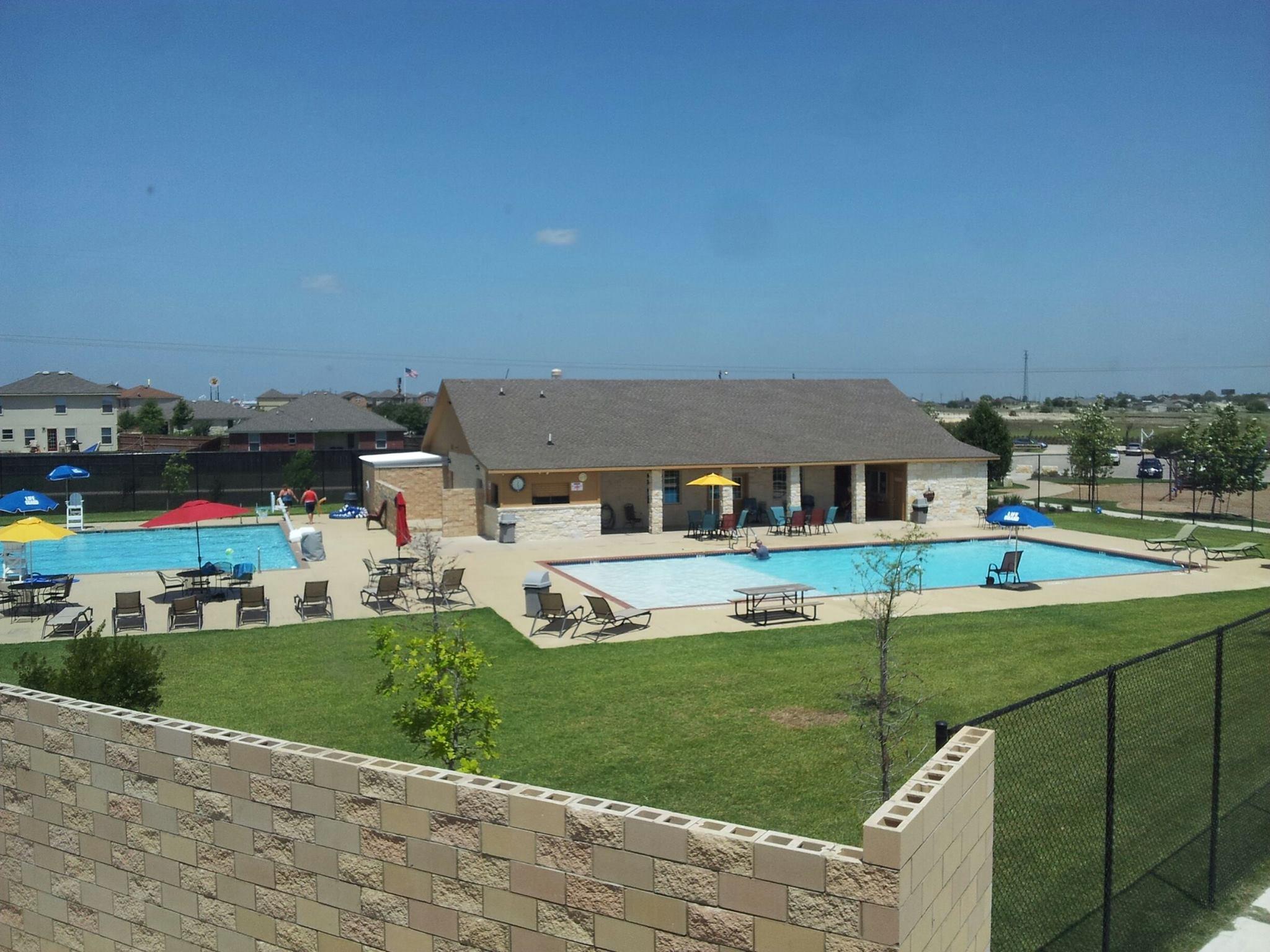 208 Kellys Heroes Way, Jarrell, TX 76537