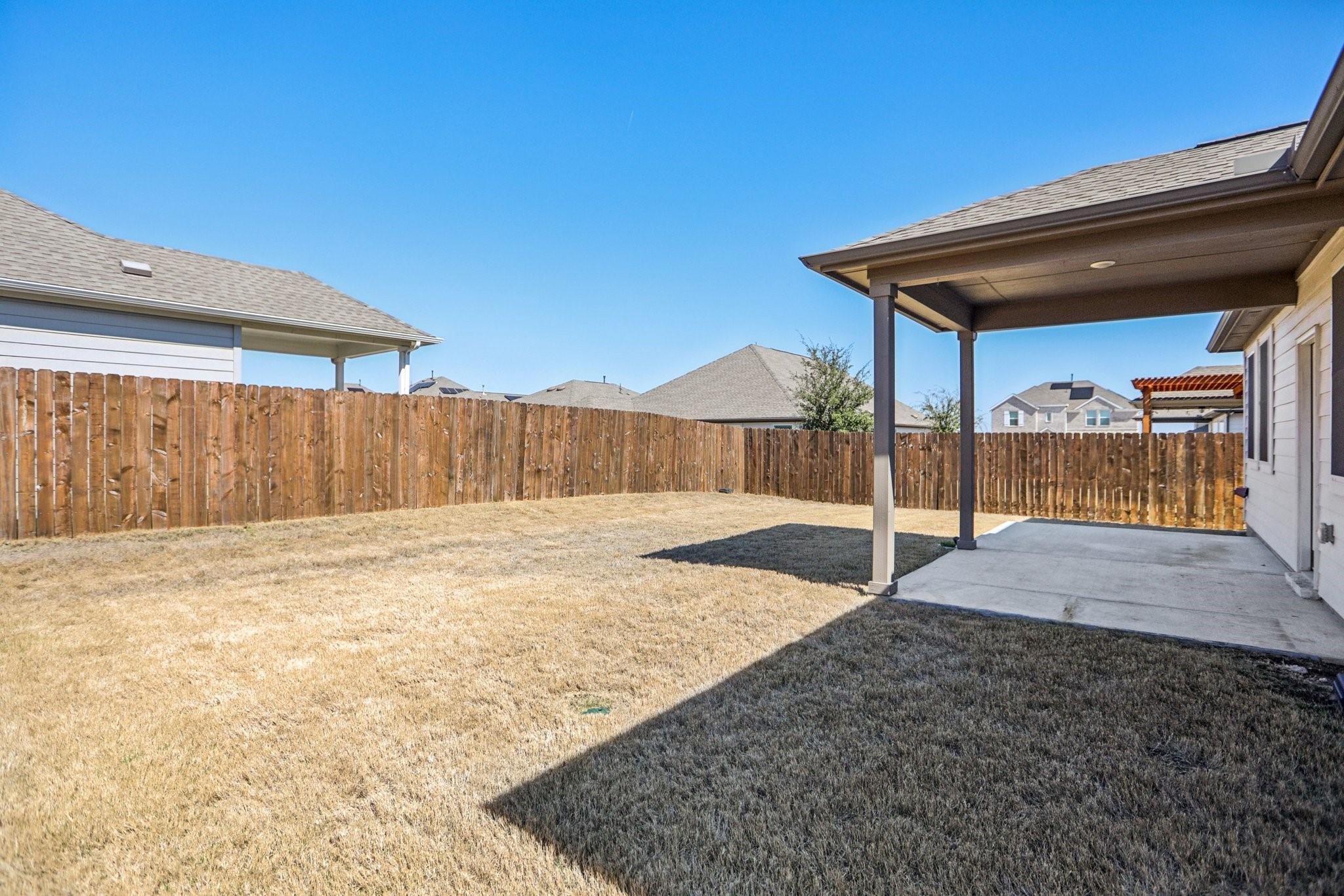 1011 Moose Rd, Hutto, TX 78634