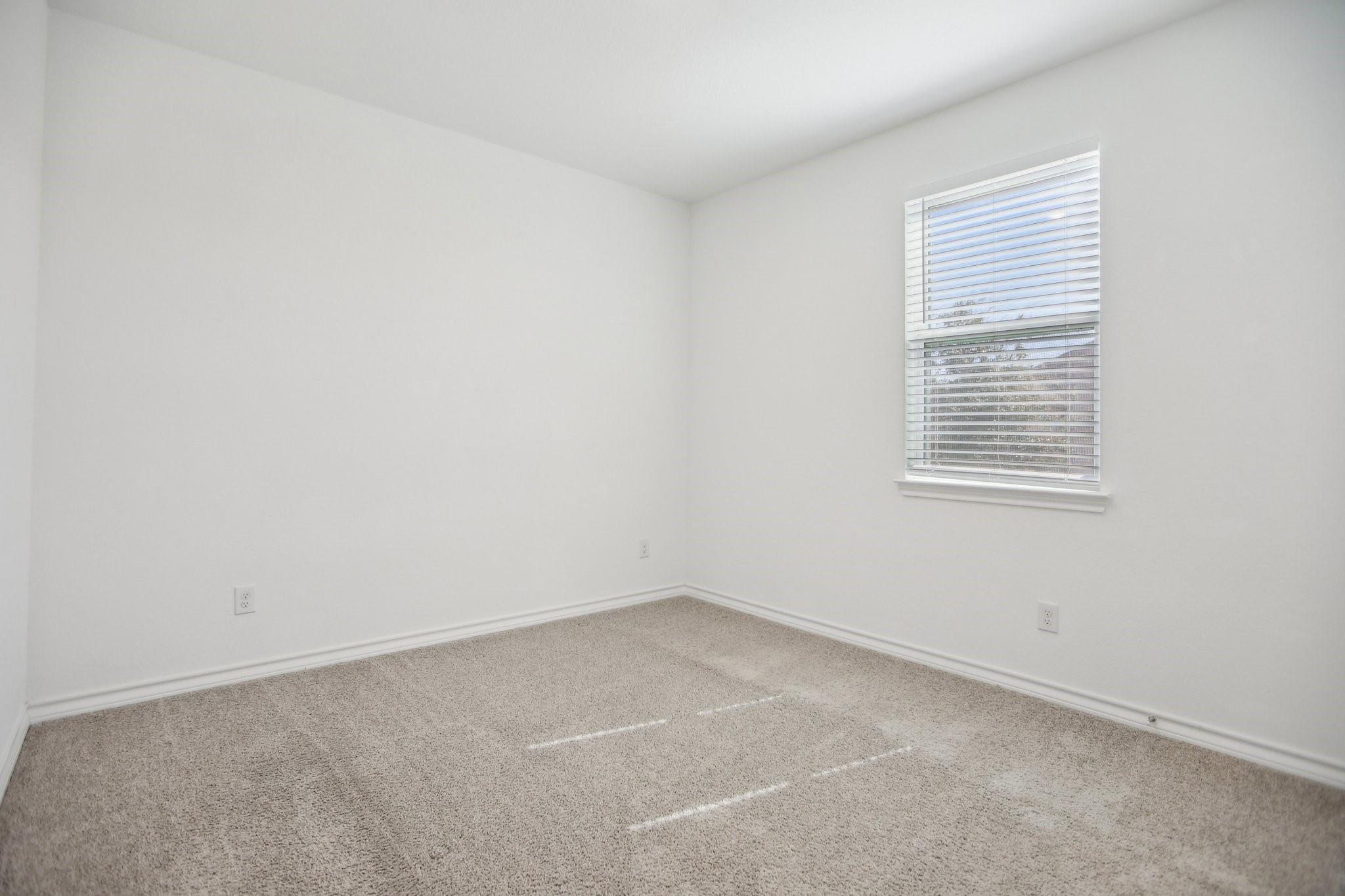 1011 Moose Rd, Hutto, TX 78634