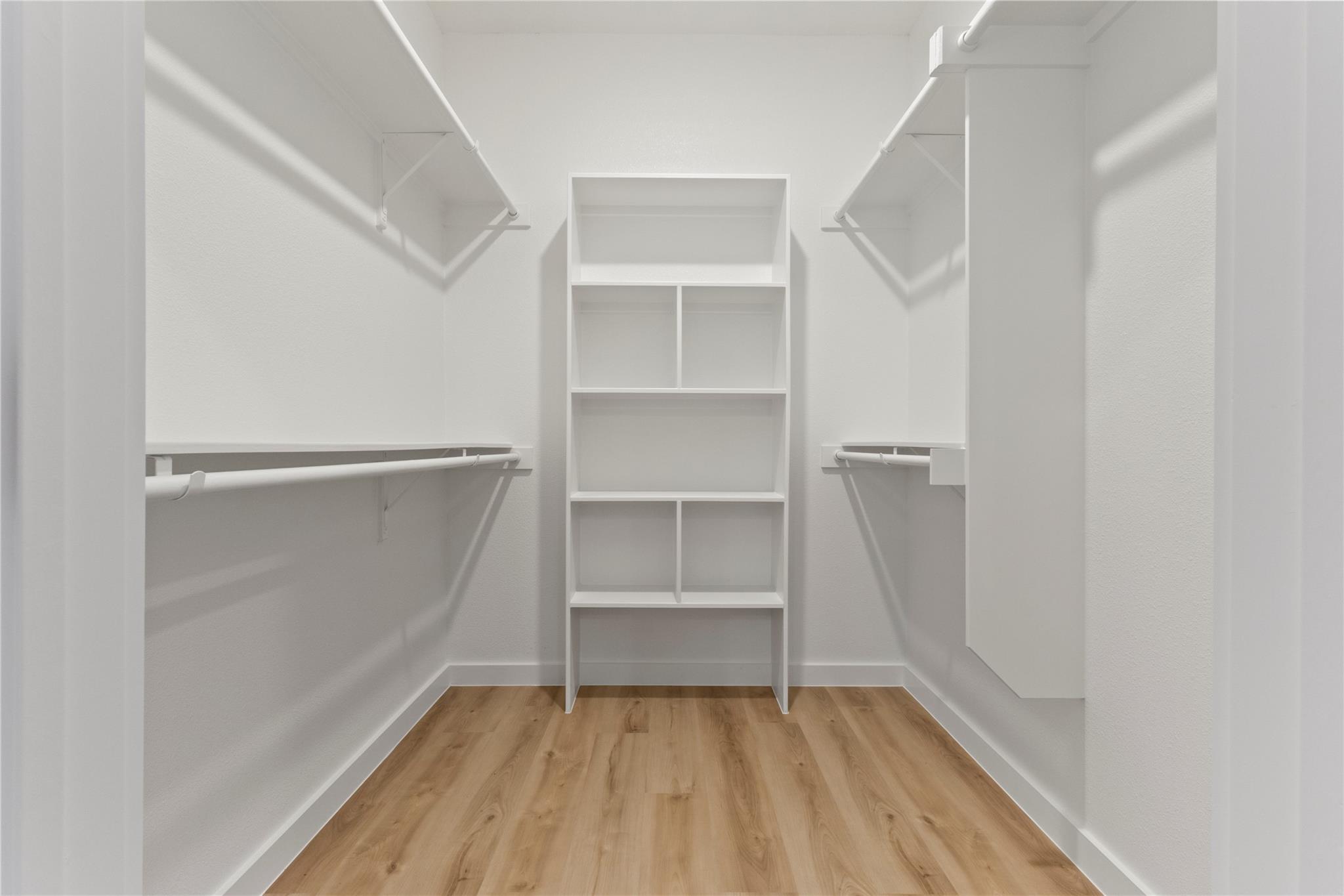 240 Shadow Oak Dr, Bastrop, TX 78602