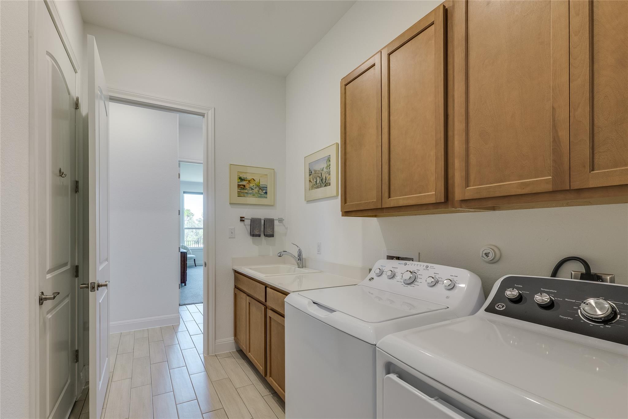 616 Climbing Rock Loop, Dripping Springs, TX 78620