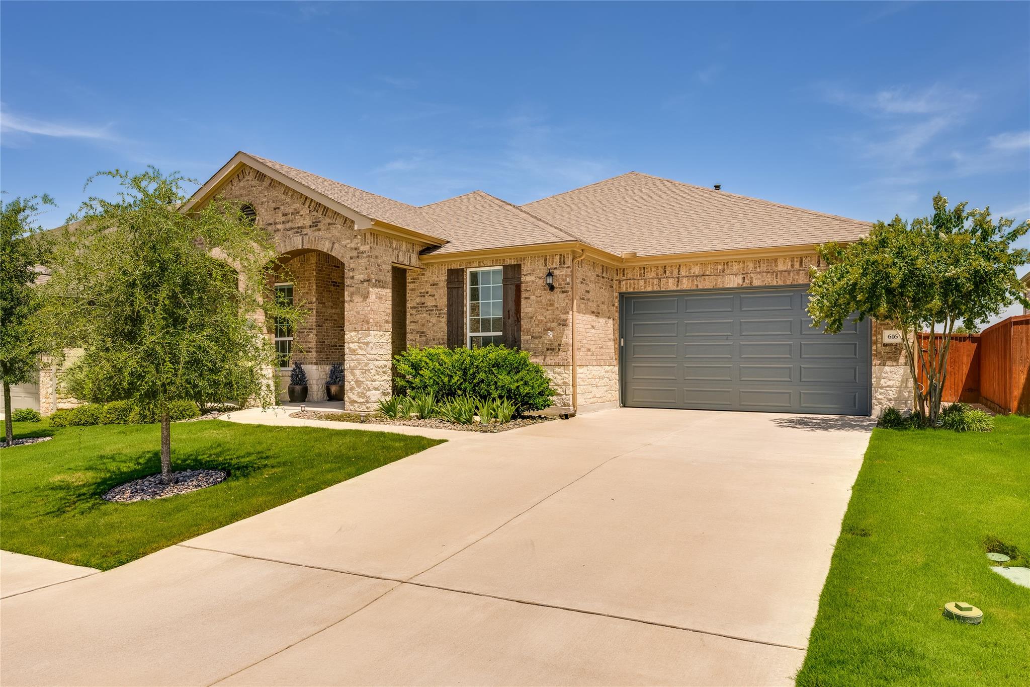 616 Climbing Rock Loop, Dripping Springs, TX 78620