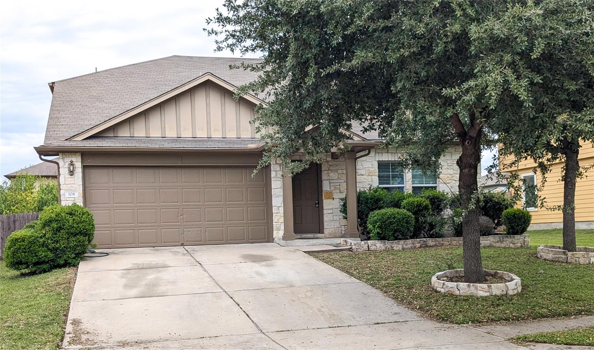 108 Lavaca Loop, Hutto, TX 78634