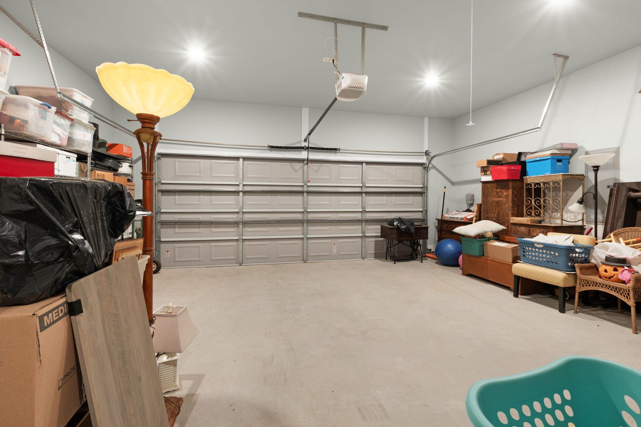 104 N Thomas Cv, Burnet, TX 78611