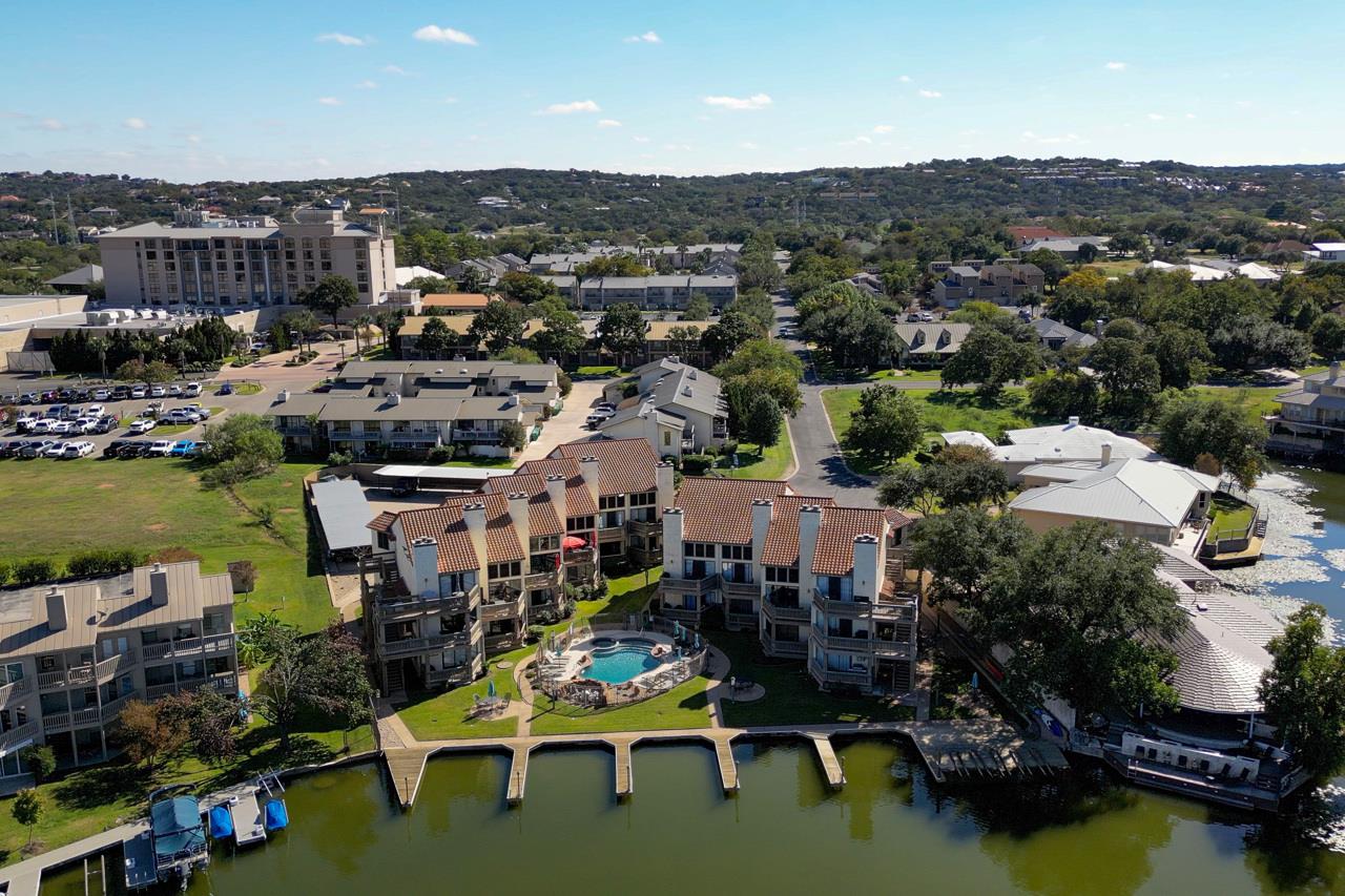 509 Short Circuit # 202, Horseshoe Bay, TX 78657