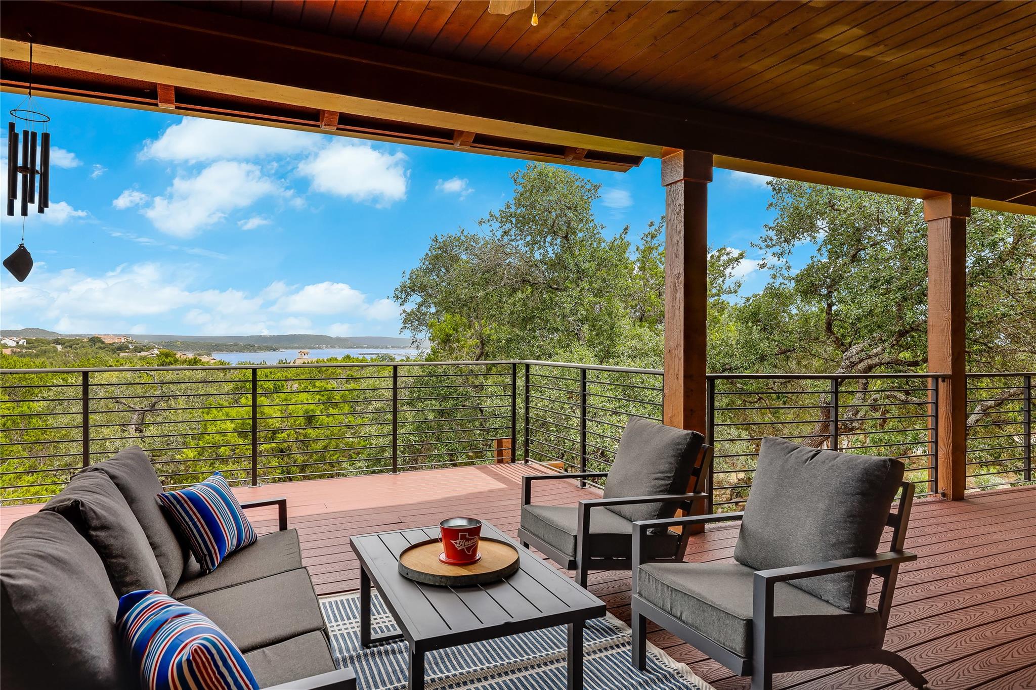 6913 Starboard Cv, Jonestown, TX 78645