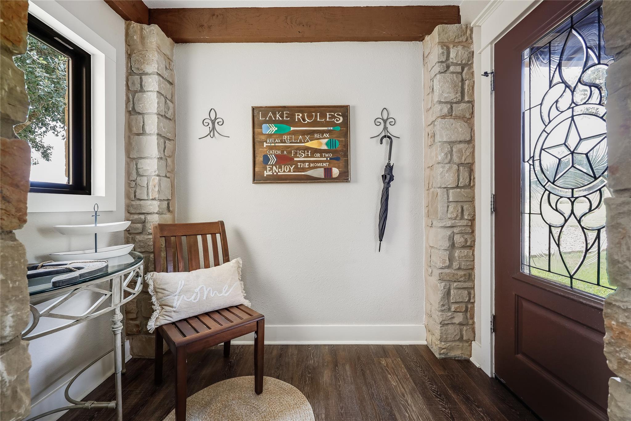 6913 Starboard Cv, Jonestown, TX 78645