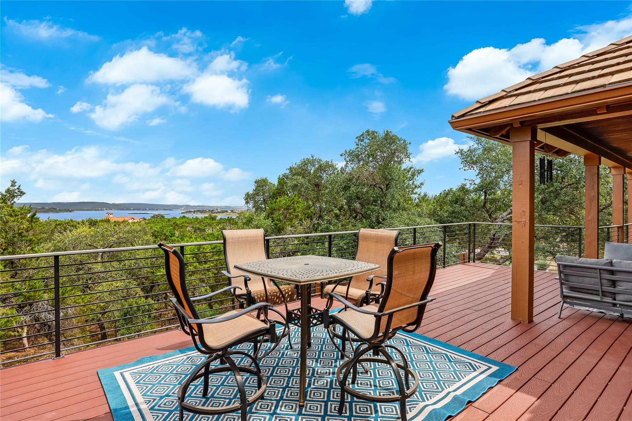 6913 Starboard Cv, Jonestown, TX 78645