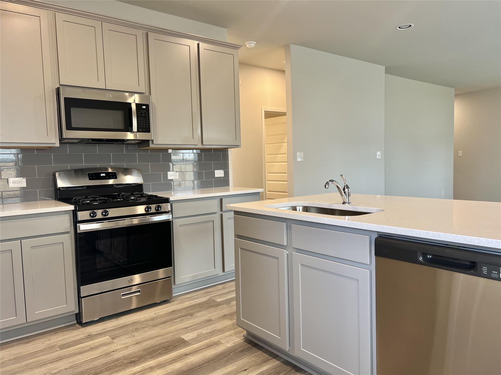 13 Bent Trail Ln, Georgetown, TX 78628