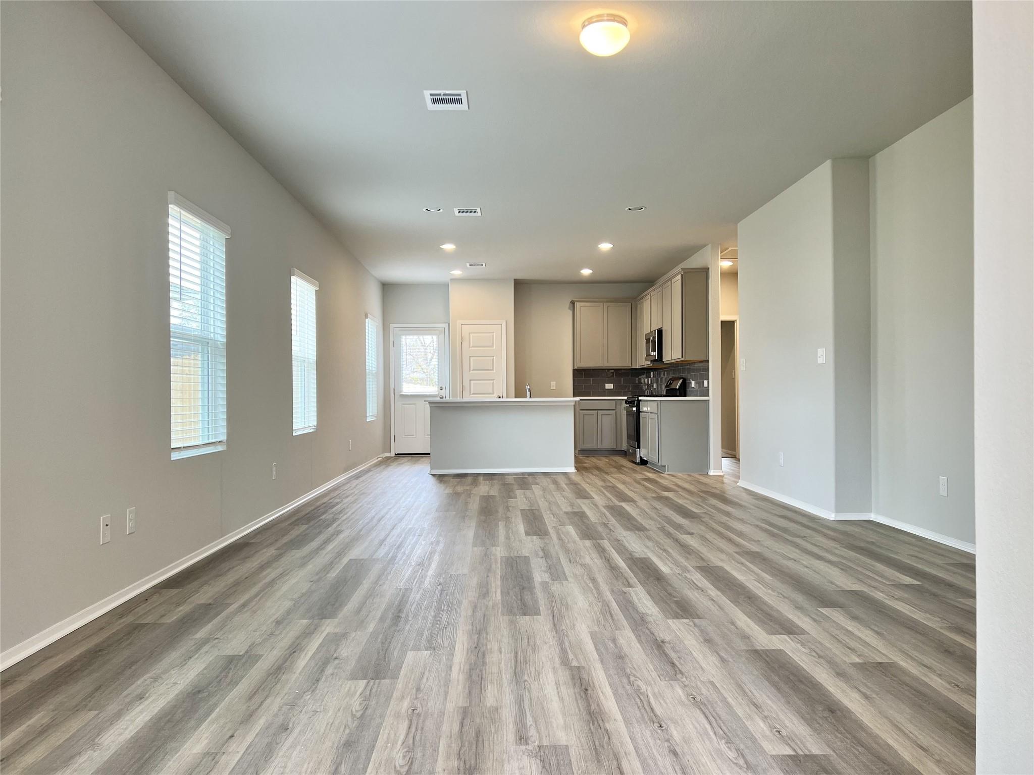 13 Bent Trail Ln, Georgetown, TX 78628