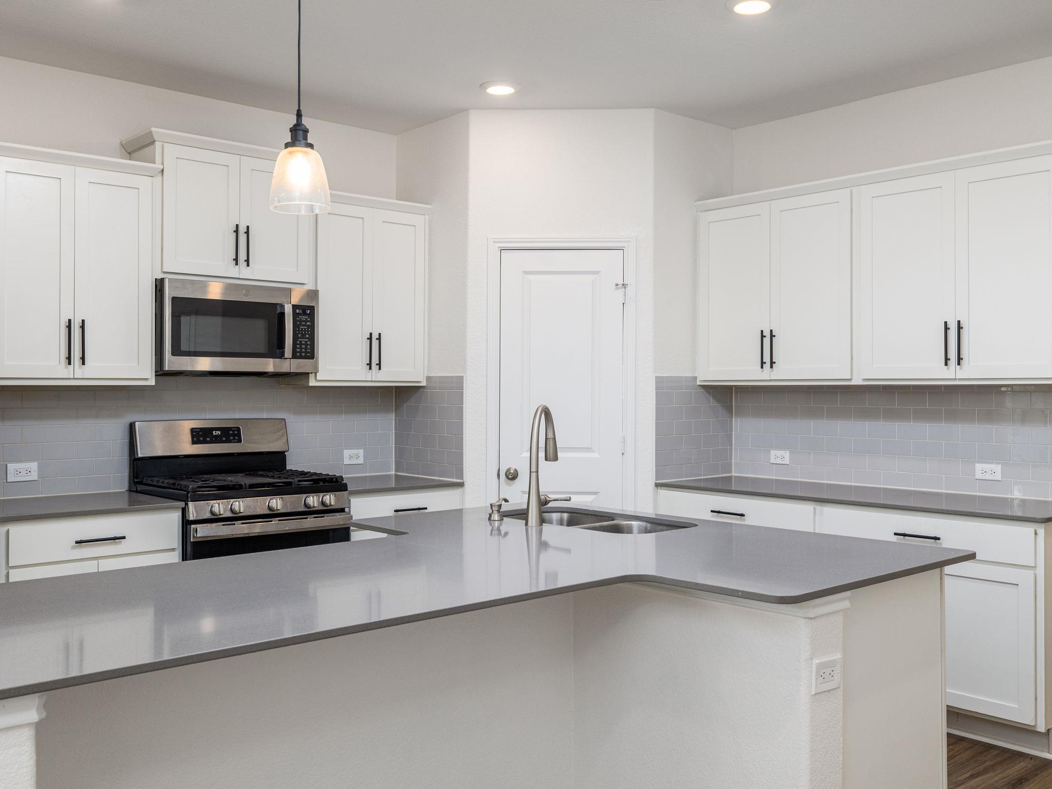 145 Blue Blaze Trl, Georgetown, TX 78628