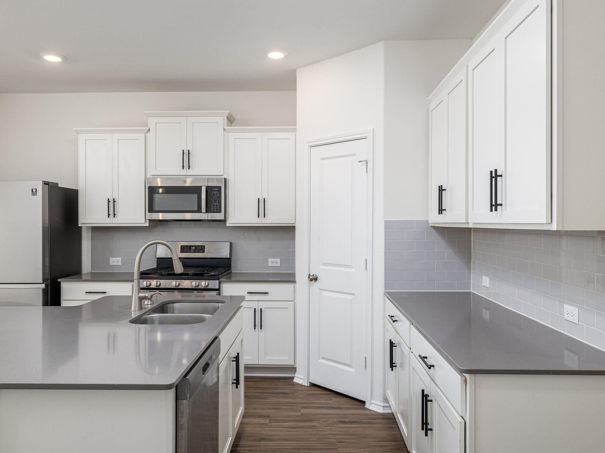 145 Blue Blaze Trl, Georgetown, TX 78628