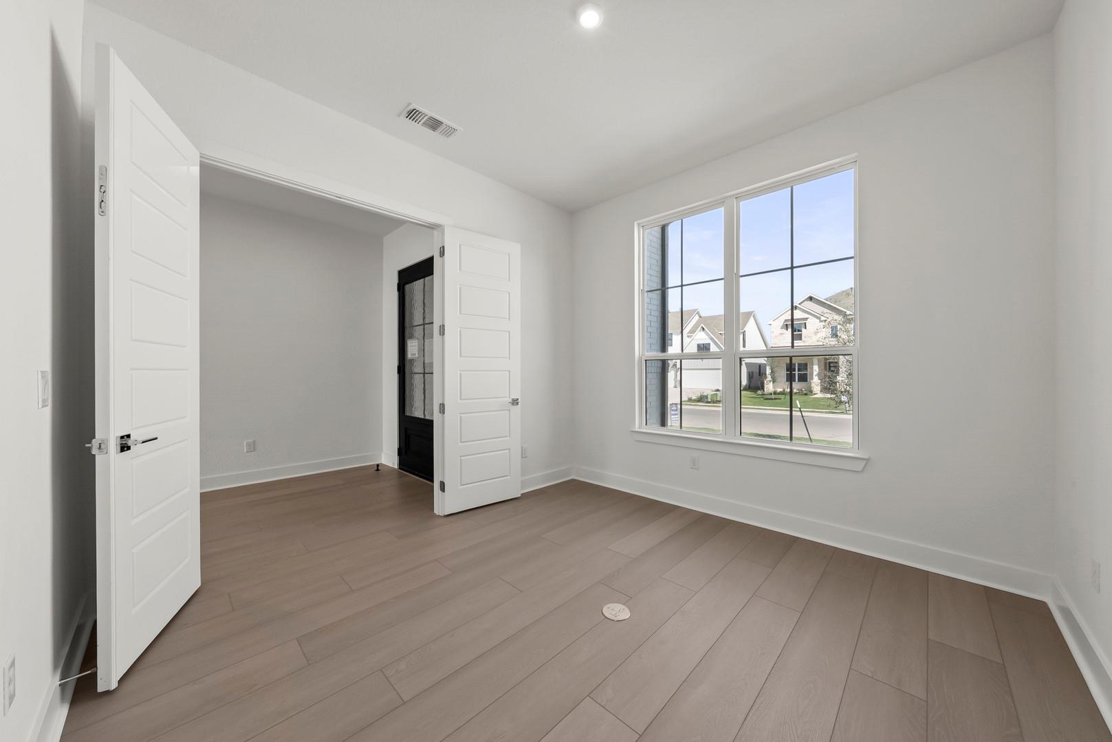 112 Irvine Pass, Liberty Hill, TX 78642