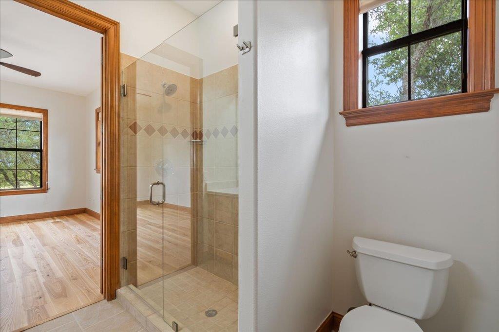 1525 Springlake Dr, Dripping Springs, TX 78620