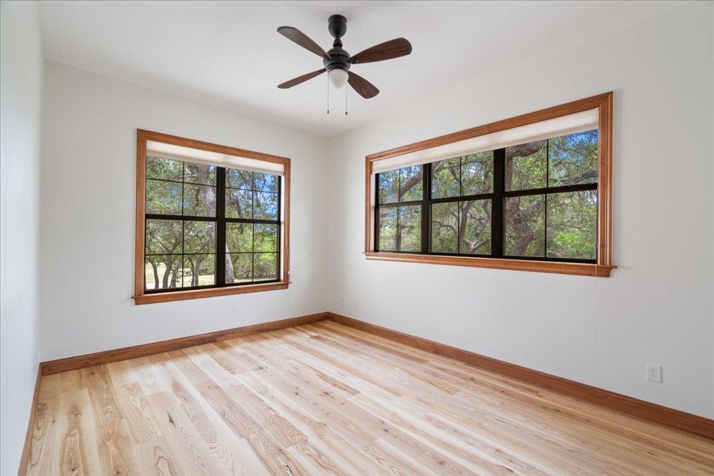 1525 Springlake Dr, Dripping Springs, TX 78620