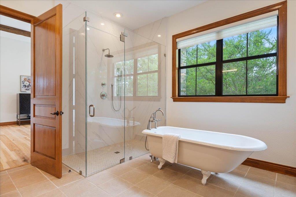 1525 Springlake Dr, Dripping Springs, TX 78620