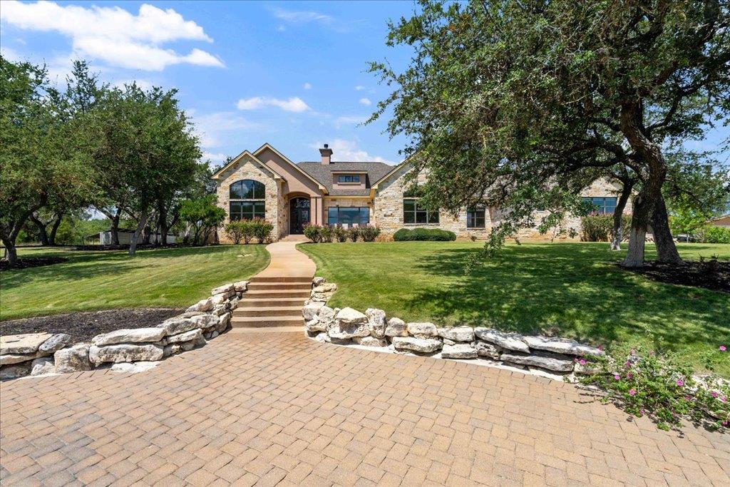 1525 Springlake Dr, Dripping Springs, TX 78620