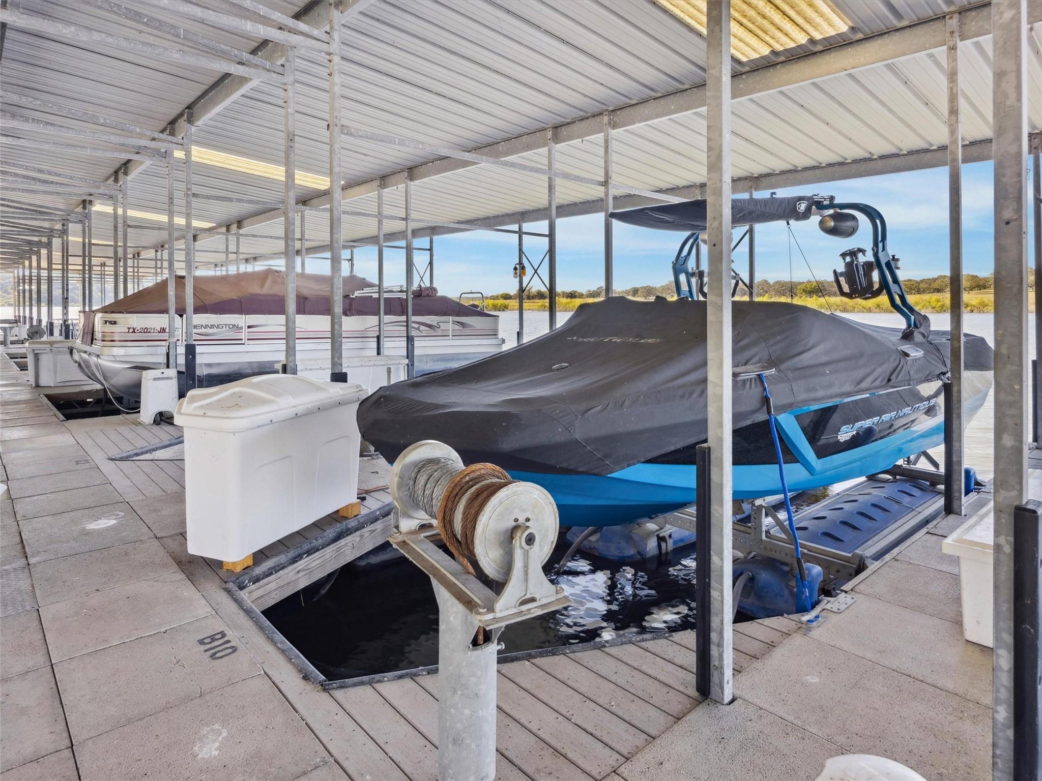 601 Wesley Ridge Dr, Spicewood, TX 78669