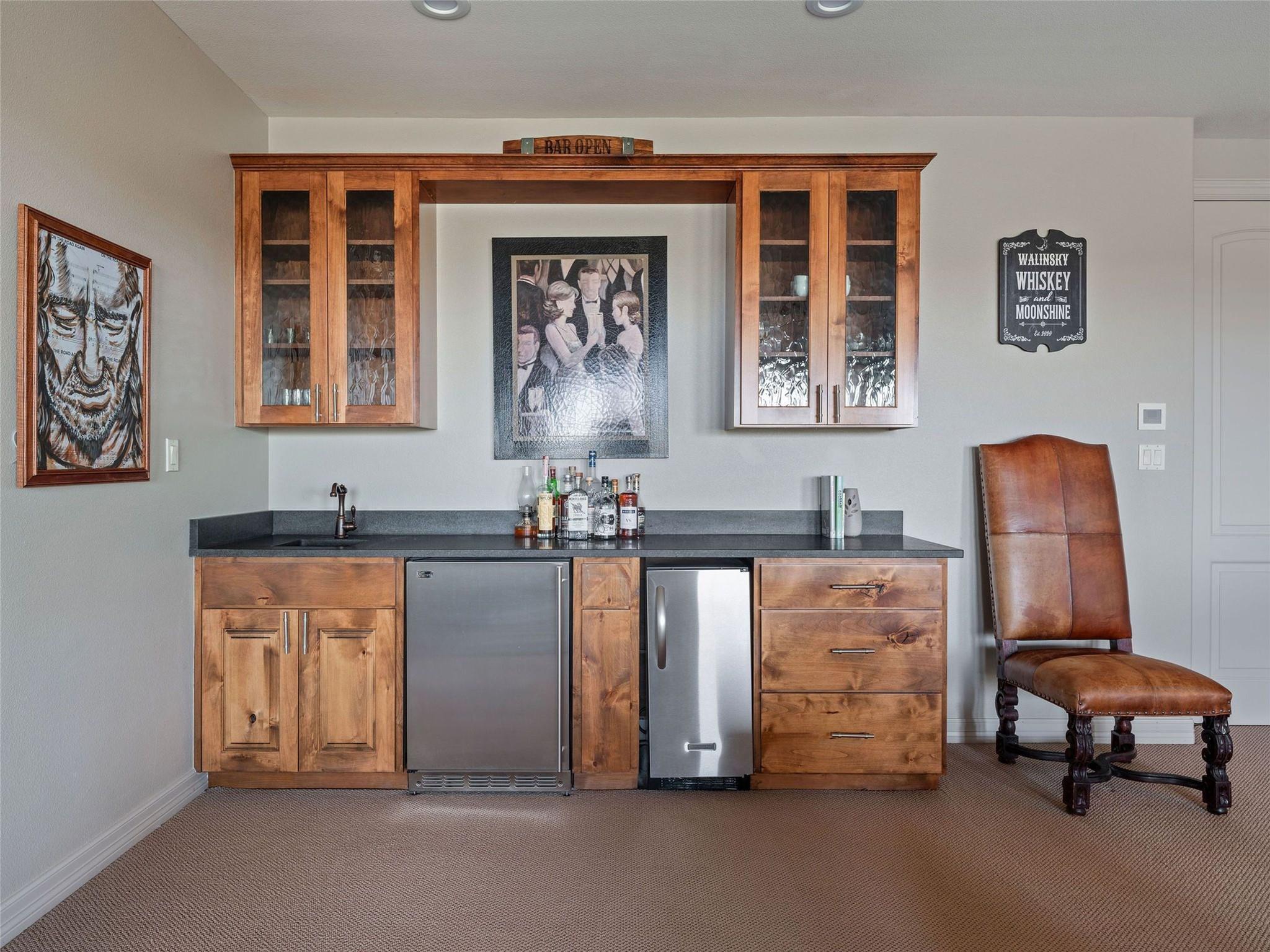 601 Wesley Ridge Dr, Spicewood, TX 78669