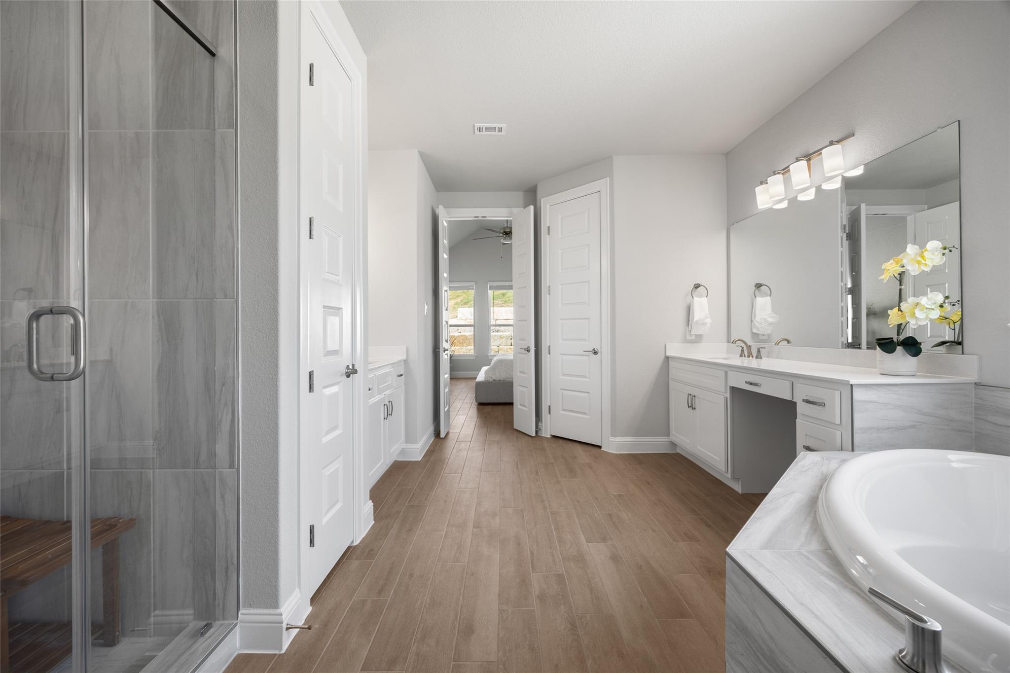 104 Bateleurefrey Cv, Cedar Creek, TX 78612