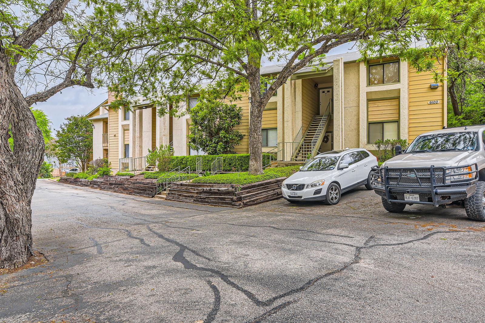 9100 Mountain Ridge Dr # 106, Austin, TX 78759