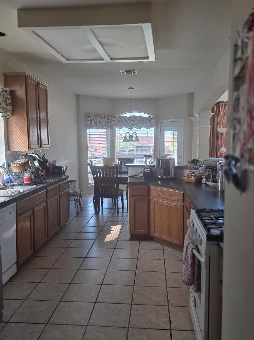 606 Point Run Dr, Pflugerville, TX 78660