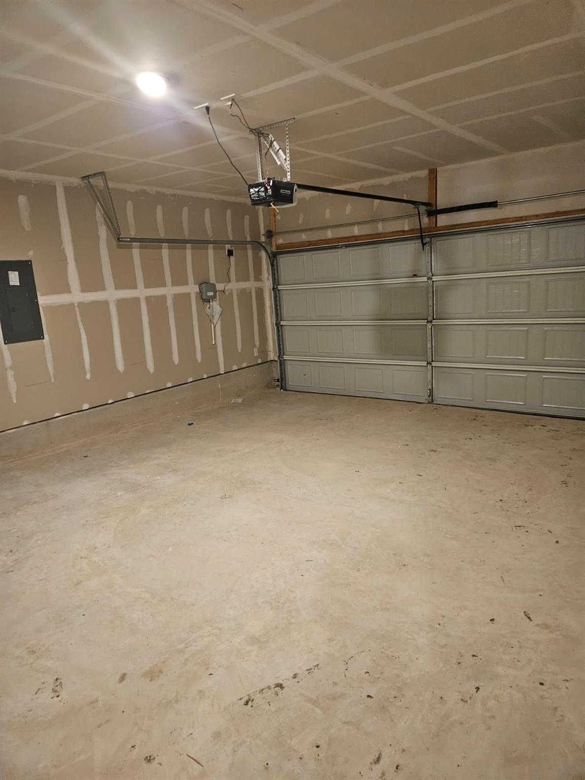 412 Aylor Way, Lockhart, TX 78644