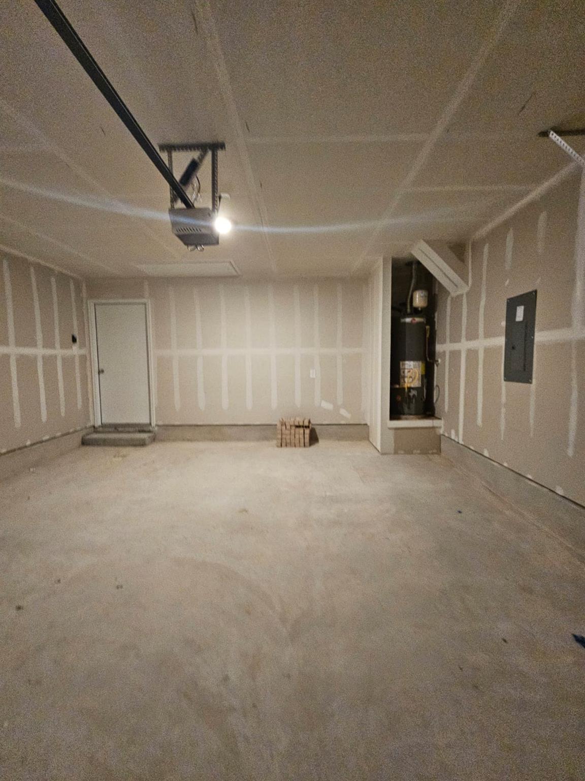 412 Aylor Way, Lockhart, TX 78644