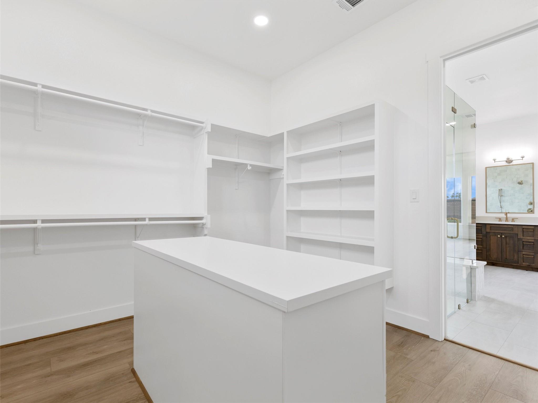 259 Hydrangea Dr, Smithville, TX 78957