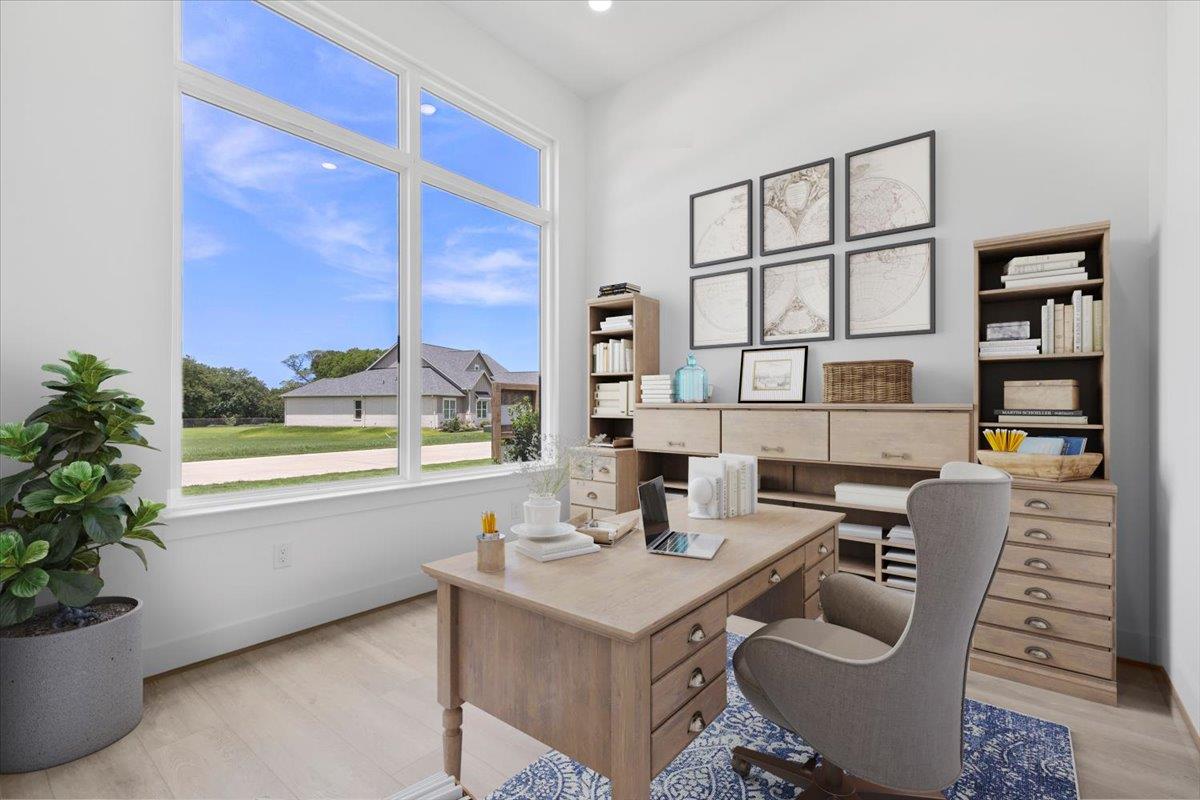 259 Hydrangea Dr, Smithville, TX 78957