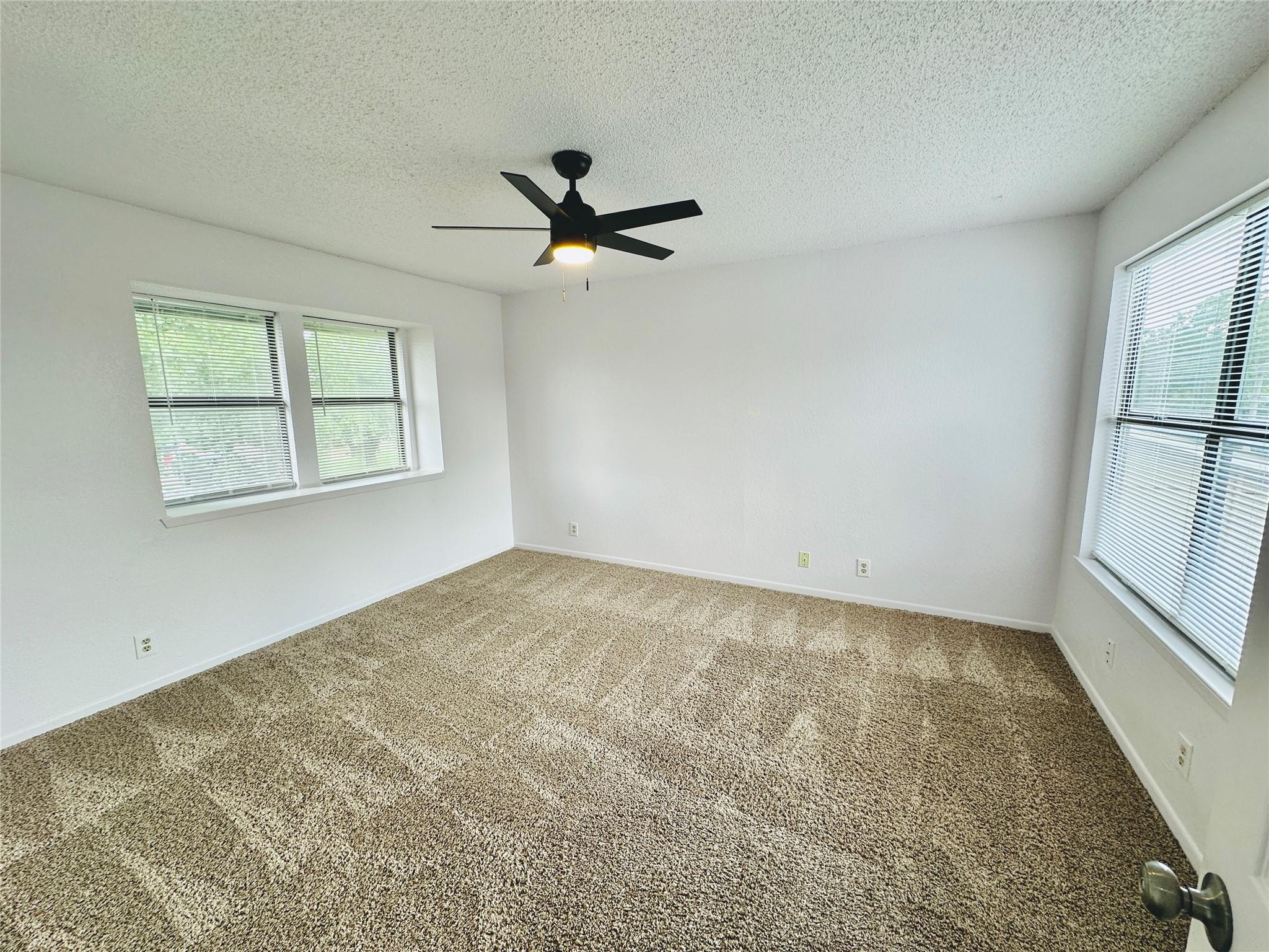 1002 Ridgemont St, Round Rock, TX 78664